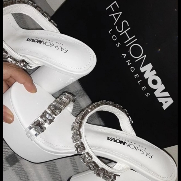 Heels - Picture 2 of 2